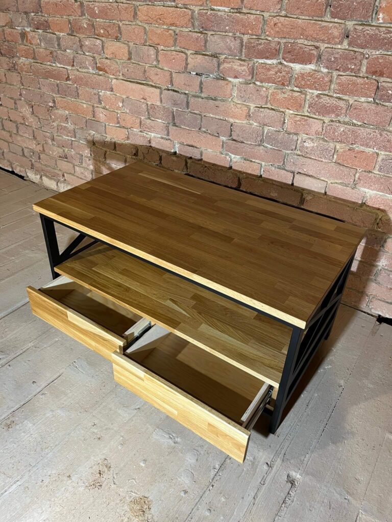 Konferenční stolek