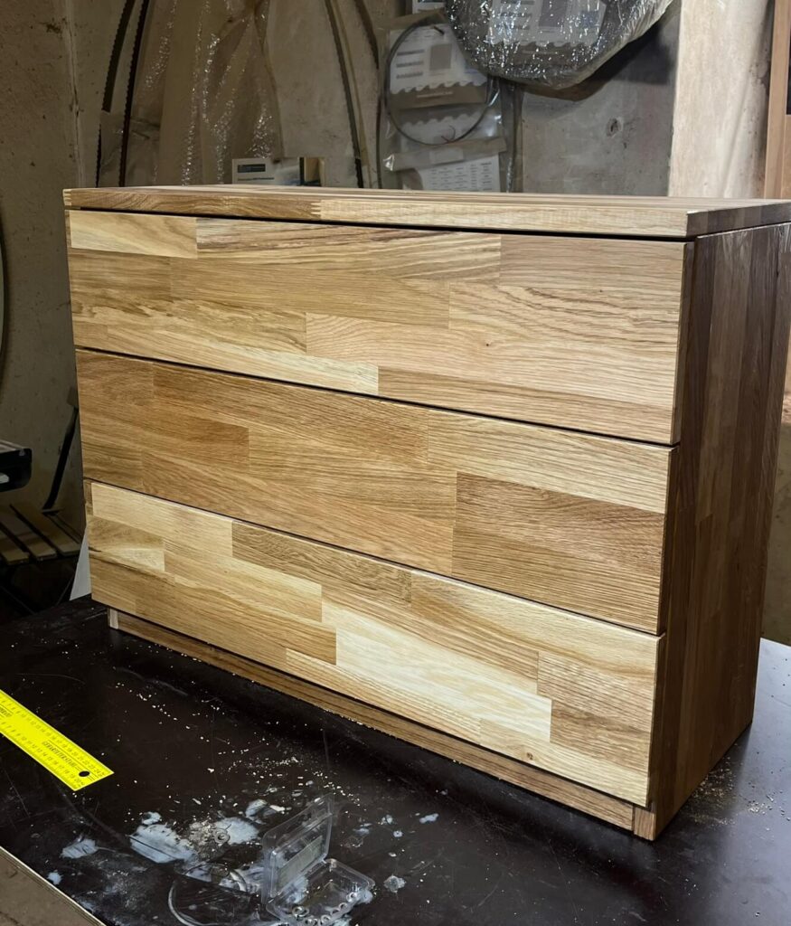 Falešná skříňka na zakrytí