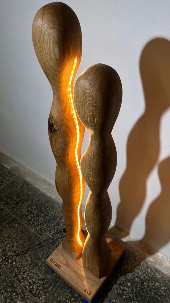 Ambientní lampa - dvě siluety